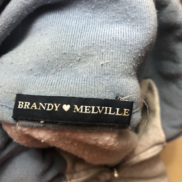 Brandy Melville Newport Quarter Zip - Picture 4 of 4